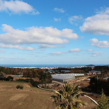 Nakwon Beach House Hotel Jeju Exterior photo